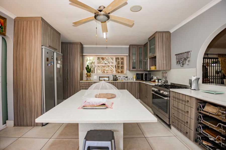 8 Bedroom Property for Sale in Joostenbergvlakte Western Cape